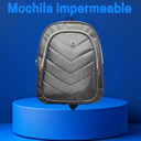 Mochila impermeable ojito negro