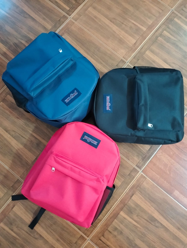 Mochilas Jansport.
